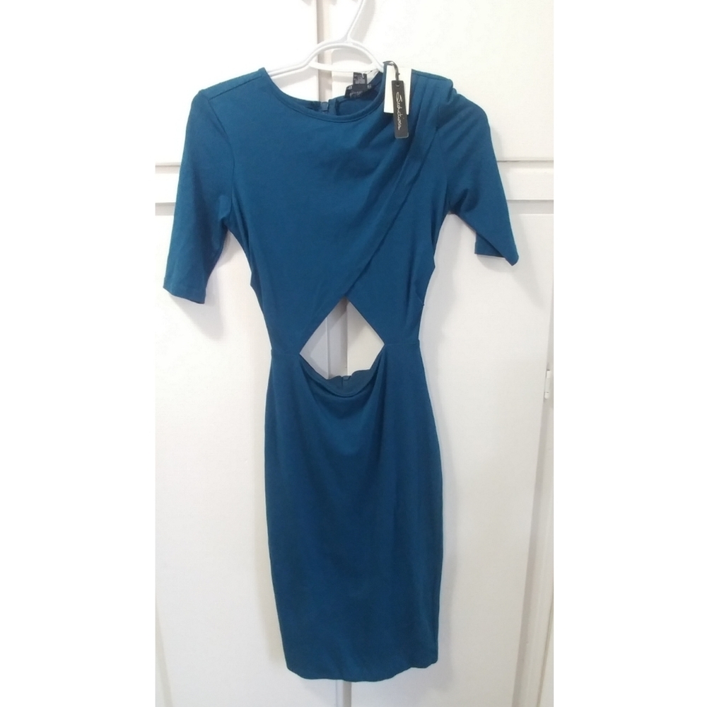 Bodycon peek-a-boo dress